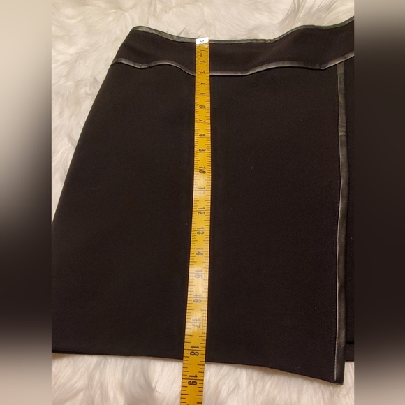 White House Black Market Mock Wrap Mini Skirt Faux Leather Trim In Black Size 2 - Picture 4 of 7